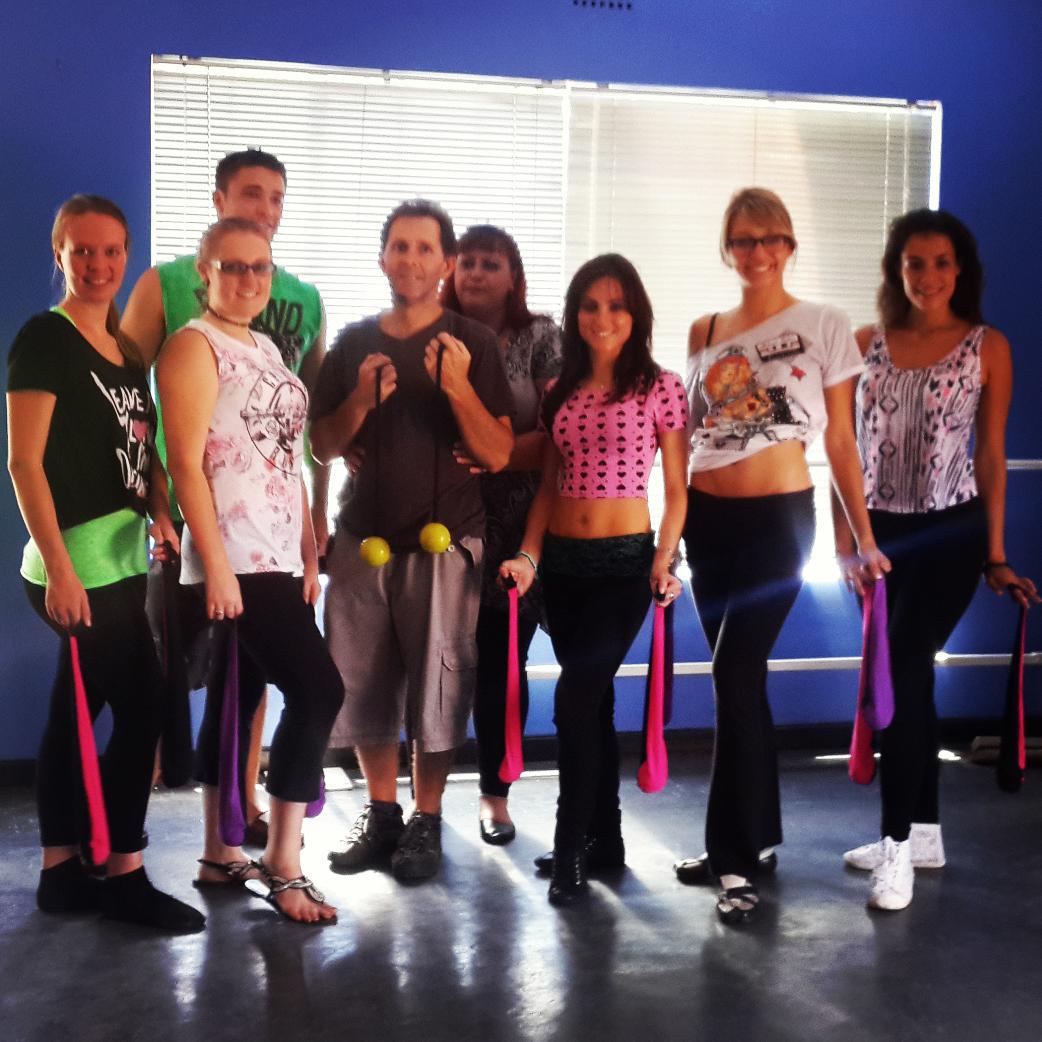 TarrynRego's tweet image. Had a great time in the #poi workshop! #HiziHizi ladies got lots of practicing 2 do #poidancing #bellydancer #danceSA