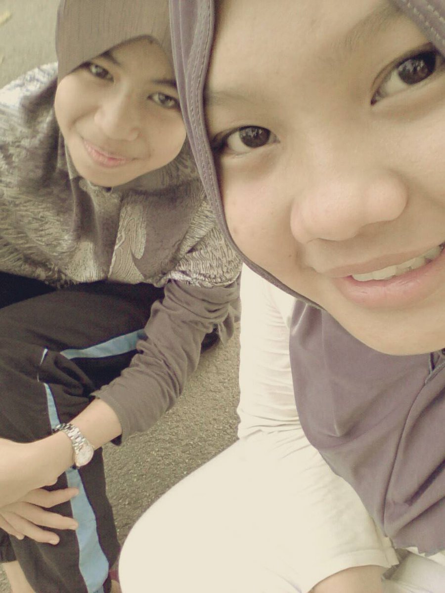 DCiplak's tweet photo. SENYUM SELAGI BOLEYH ! http://t.co/Jzl6baoOa8