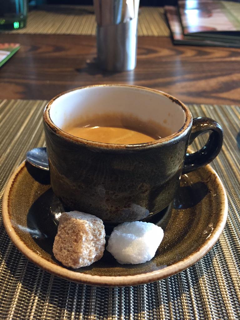 Hellokidee's tweet photo. Nothing better than the smell of morning coffee to wake up! #Coffee #MadarinOrientalBrickellBay @MO_MIAMI http://t.co/qiljd30KSH