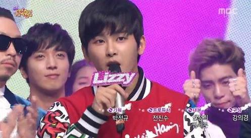 "@asdaebakk: Lizzy ㅋㅋㅋㅋㅋㅋ "