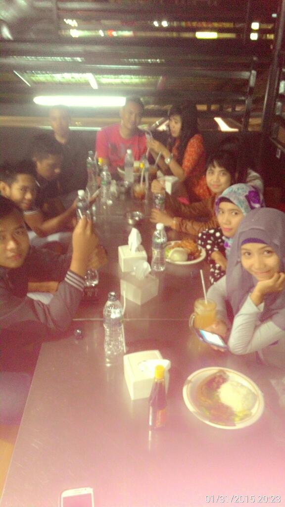risnasputry tweet picture