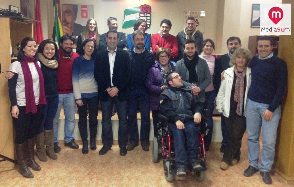 ¿Quién acompañarán a <a href="/Carlos_Hinojosa/">Carlos Hinojosa</a> en #candidatura  <a href="/psoealcala/">PSOE Alcalá la Real✊🏻🌹💜</a>? #elecciones #AlcalálaReal m.facebook.com/profile.php?id…