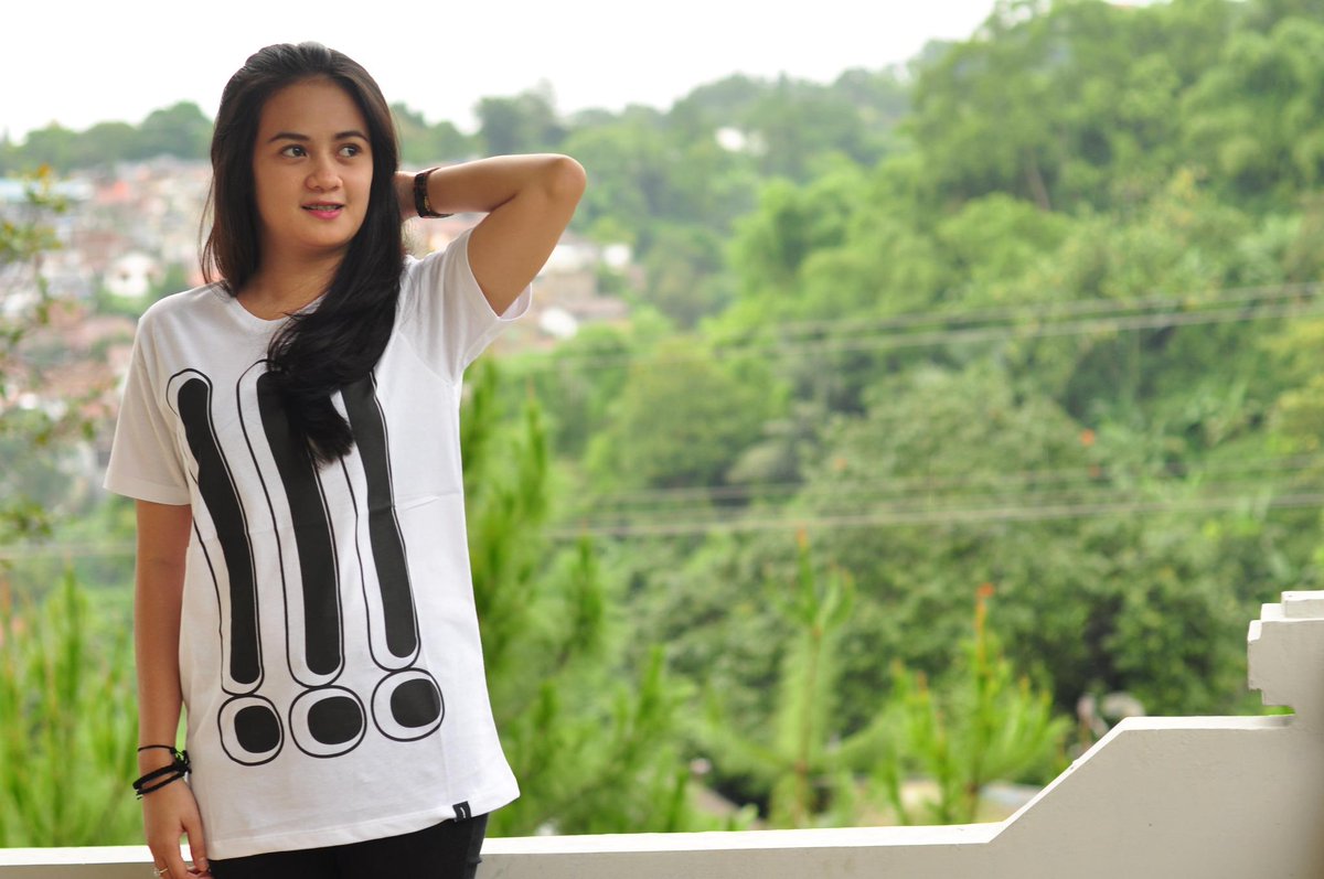 ISSUE SHOP tweet media