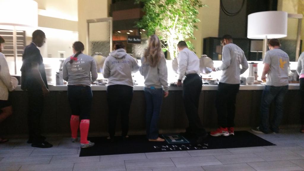 FITFRAS's tweet photo. Breakfast  line @2015FRAS http://t.co/k2Da7Ze4rg