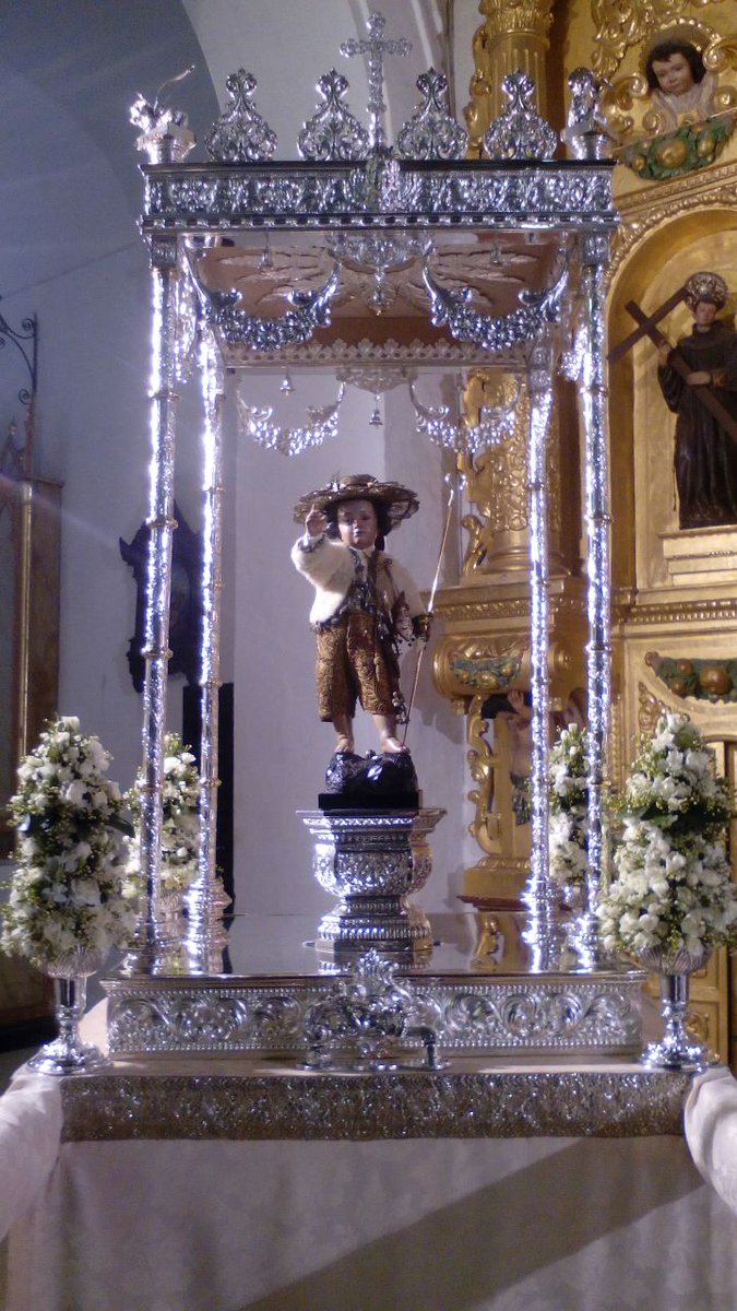 HdaddelaPastora's tweet photo. El Pastorcito Divino preparado para la peregrinación de la Fiesta de la Presentación del Niño Jesús en el Templo. http://t.co/TX0KtR20O1