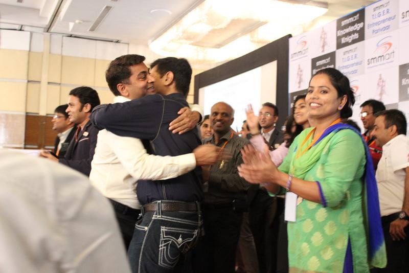 NayanKotian_'s tweet image. Amazing "@smmartParivaar: @smmartParivaar love song is all about audience participation at the 15th #knowledgeknights