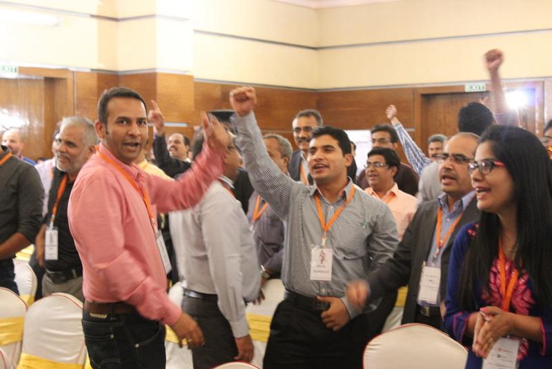 NayanKotian_'s tweet image. Amazing "@smmartParivaar: @smmartParivaar love song is all about audience participation at the 15th #knowledgeknights