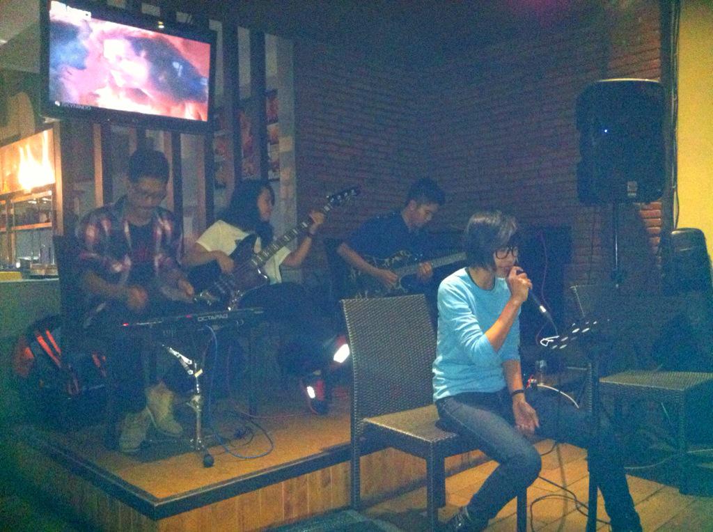 Yuk merapat di @BentoSuhat malem mingguan ama Kaiya