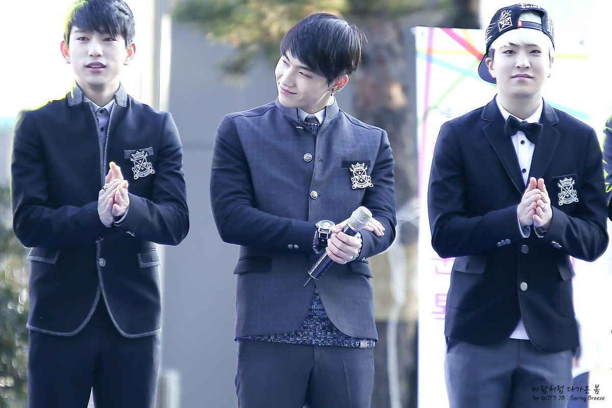springbreeze16's tweet photo. 150127 스마트 가족사랑의 날 캠페인 UPDATE♥ ☞http://t.co/BgZZMB9GNY http://t.co/c0d1dfu2jr