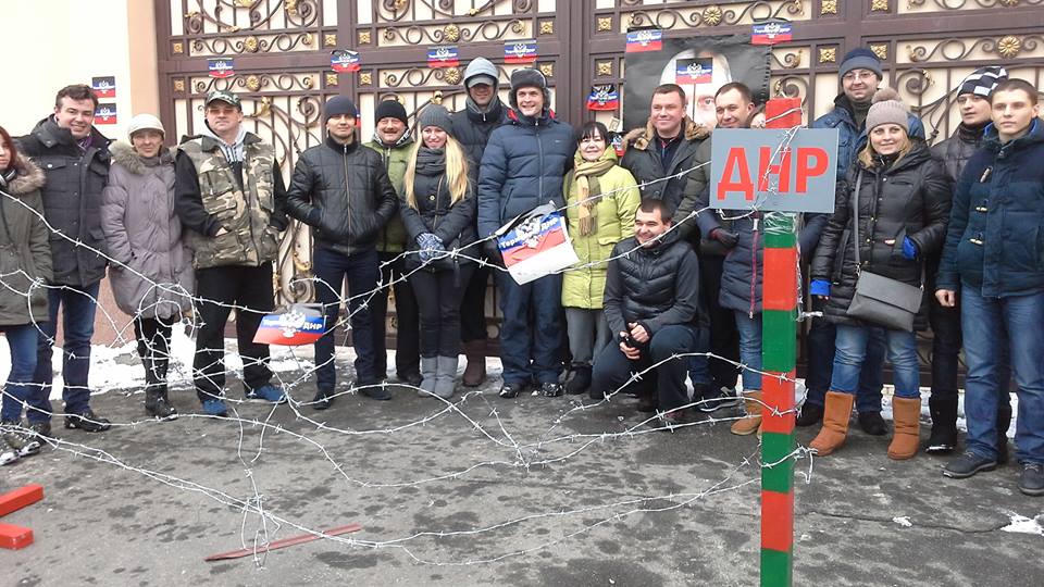 B9Pq6R3IYAAFsVa.jpg:large