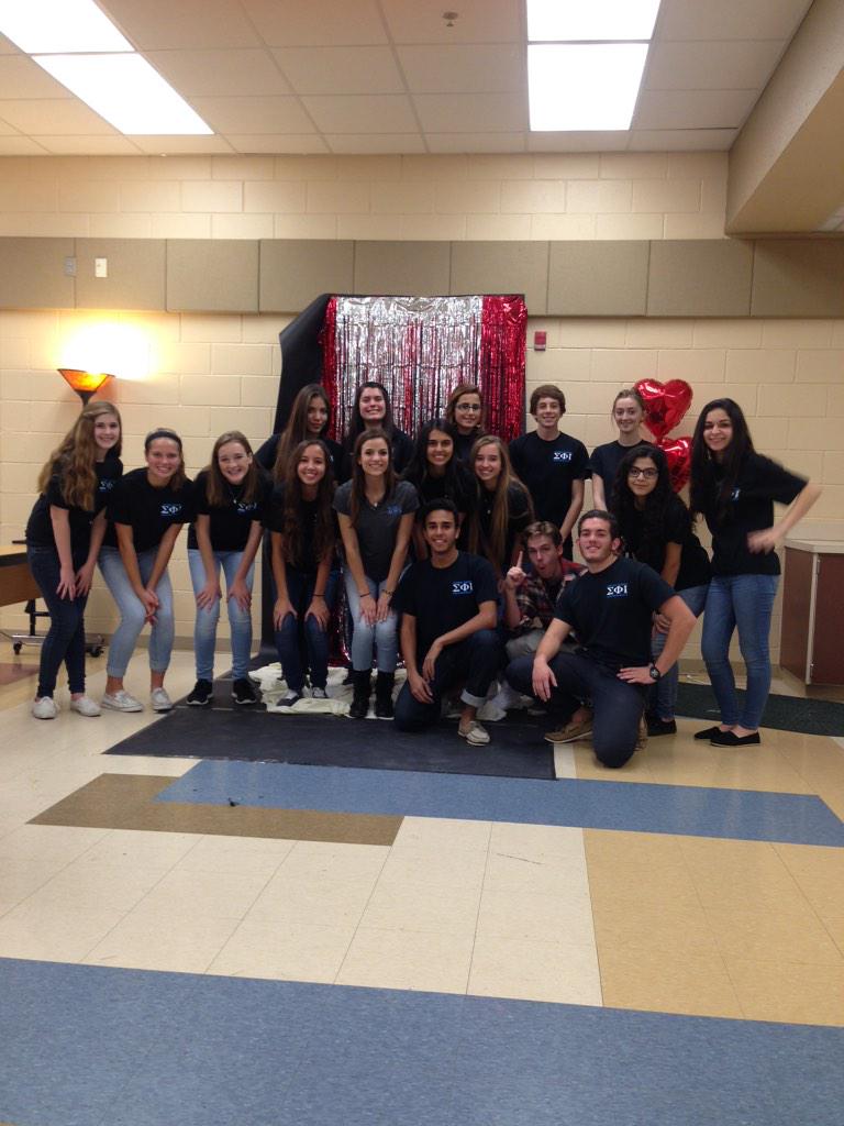 DPHSInteract's tweet photo. Thank you so much to everyone who came out for the sweetheart dance!!!😊 http://t.co/FpeTAWw2PI
