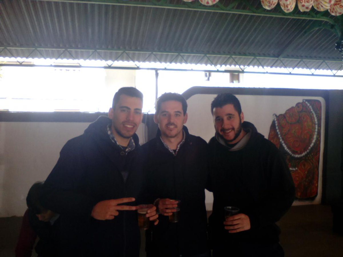 Concentración Pre-Partido del equipo #MushoBetas #AnimsJeras