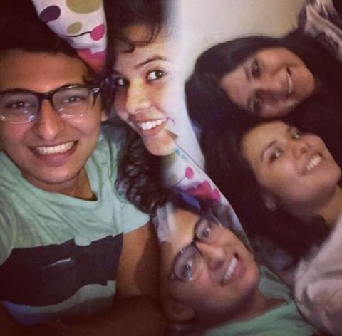 DipZipOfc's tweet photo. "Time just flies when we ol are together…"
Courtesy: Instagram @ nikishashah
http://t.co/bZbXTo4bH2
#spreadlove http://t.co/sWXrx44x7T