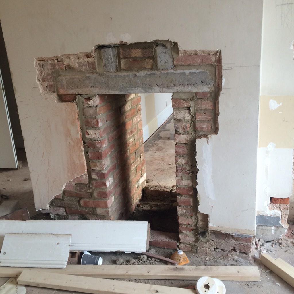 homeofthefolly's tweet photo. A few sneaky peeks... #makeover #bar #restaurant #hotel #weddings #openinginmarch #derby #thefarmhouseatmackworth http://t.co/4M5DiGdkcW