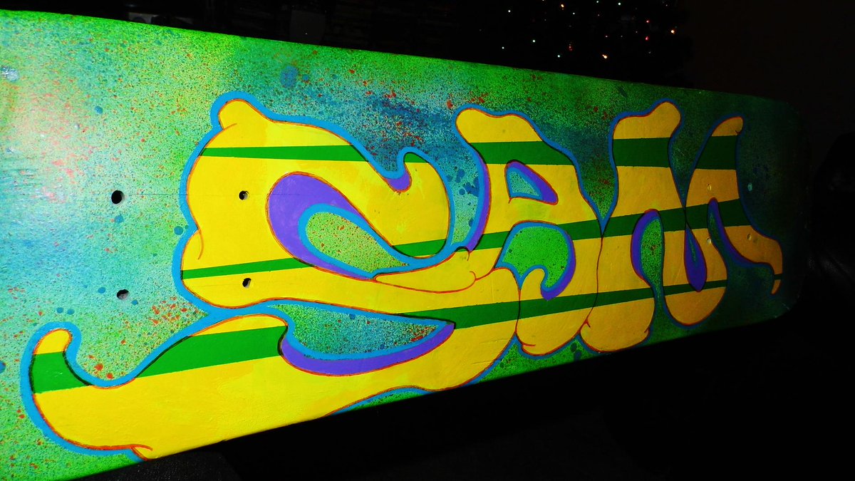 MacFlyLtd's tweet photo. Decks I made for my brother and sisters xmas present's #custom #grafitti #Mars4 http://t.co/PYF9E9WuMc