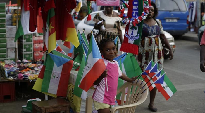 Фонд развивающиеся страны. Экваториальная Гвинея население. День независимости экваториальной Гвинеи. Экваториальная Гвинея девушки. Армия экваториальной Гвинеи.