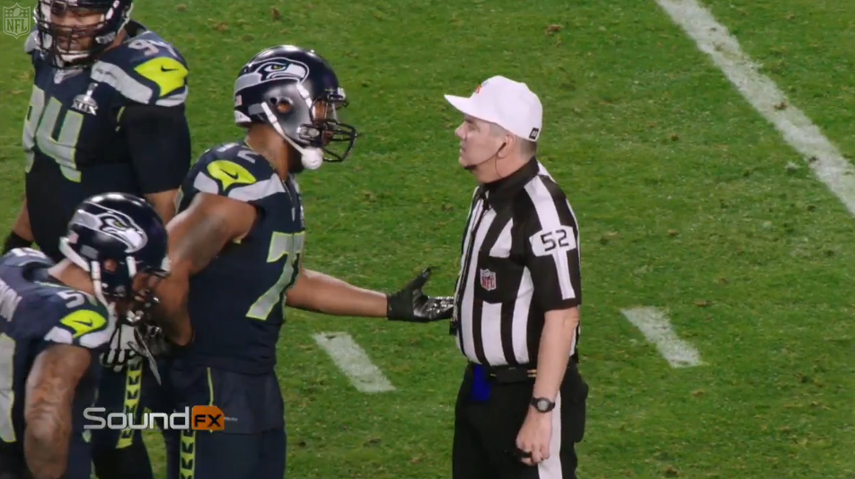 Bennett: "My kids are 8, 3, &amp; 1."

Referee: "Taking them to Disneyland?"

This is... MUST-SEE at.nfl.com/SaamqkL