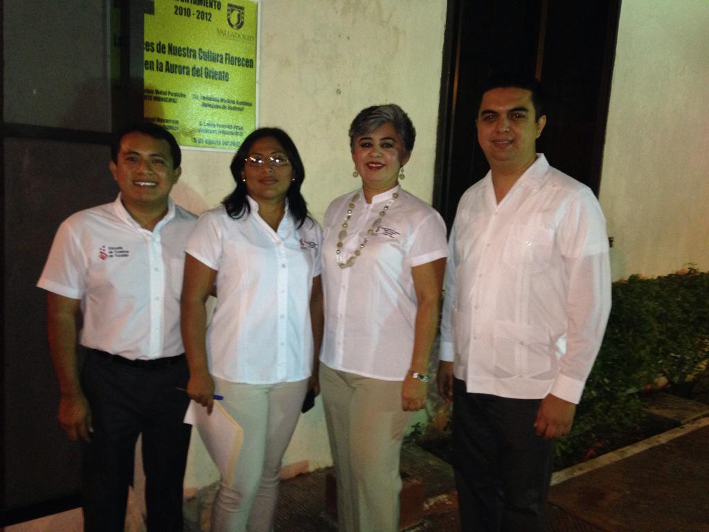 CarlosCetina's tweet photo. Ayer se clausuró la #2GEEC de la Escuela Estatal de @CuadrosPRI de la región @EEC_Oriente #SoyCuadrosPRI http://t.co/UVeI5qtT4a