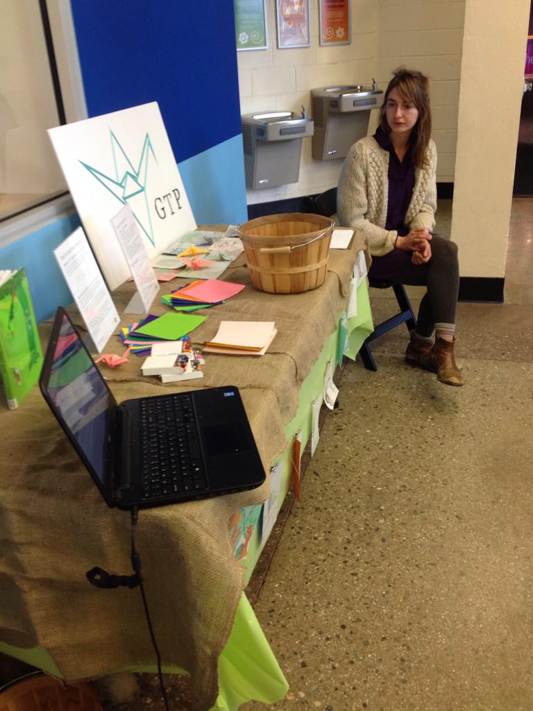 the_GT_Project's tweet photo. Good morning! We're at the Science Museum until 12. Stop by and learn how to fold a crane! #sneedsnursery #smv http://t.co/BNMK0aqGxI