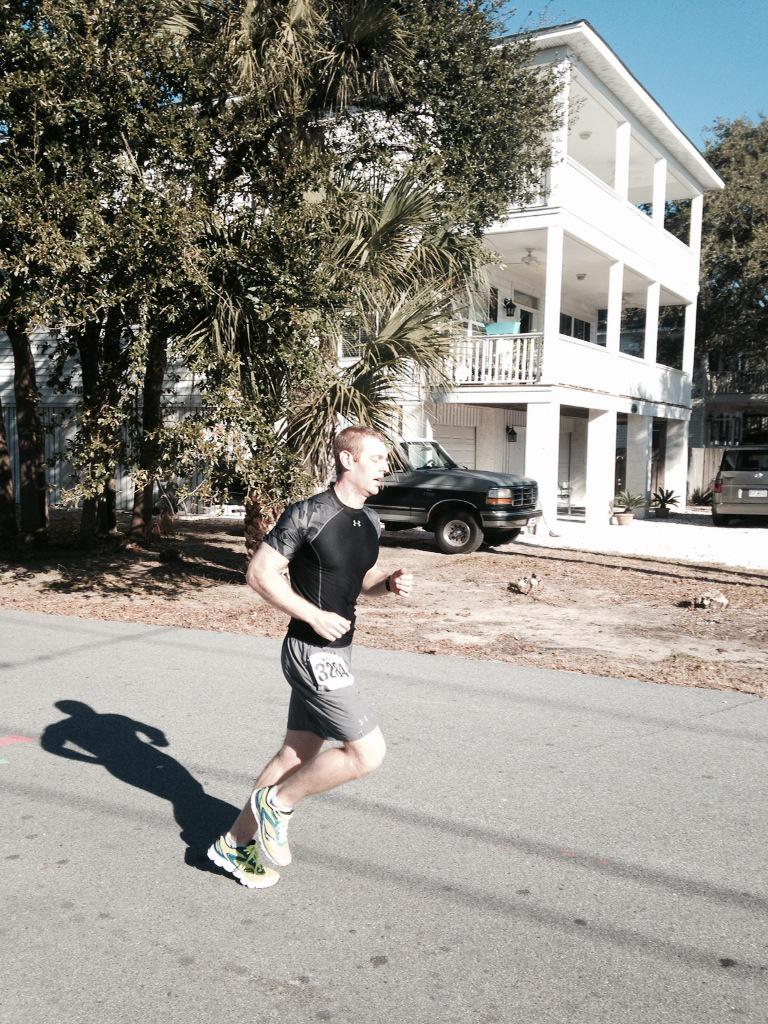 jfordFIT's tweet photo. Drew Kaufman. 9 1/2 min half marathon PR. #RunMechanics #CFE #CTF @iamunscared @CFEndurance @valerierunatx @3Fu3l http://t.co/Lyo3kX8k4M