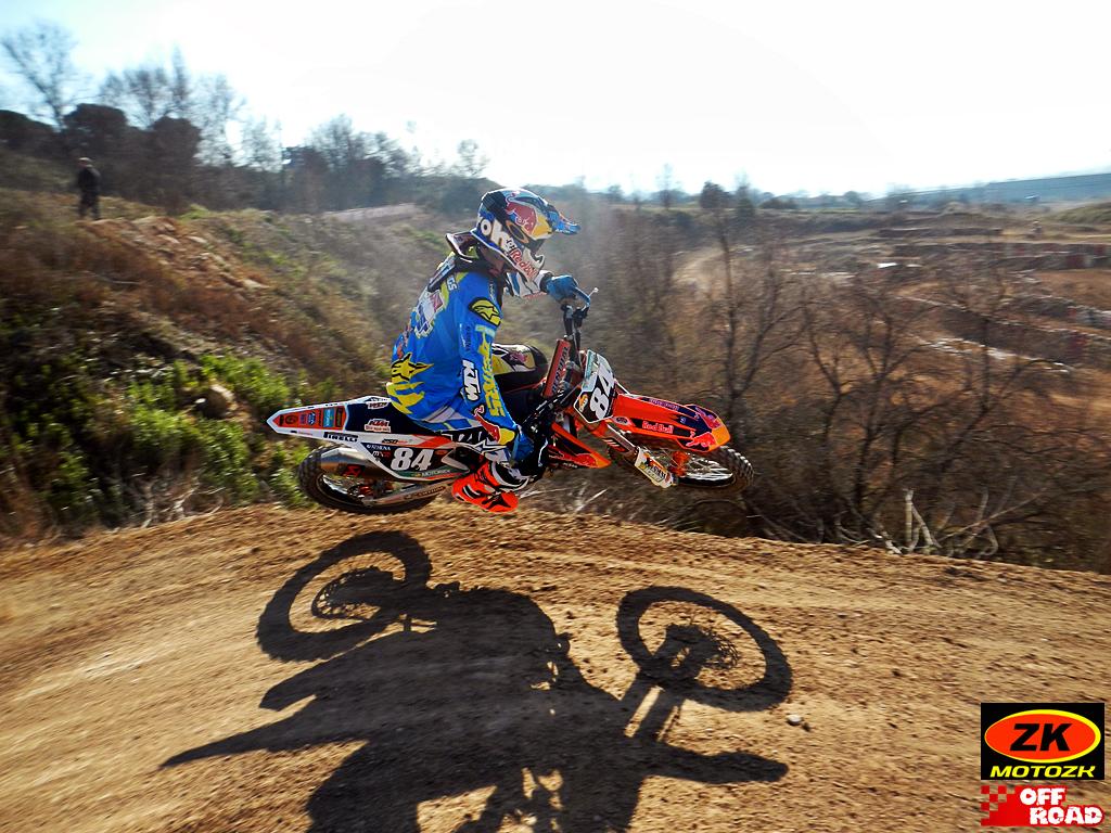 motozk's tweet photo. @JHerlings84 was here today!!!! amazing.....we wish you a very good season!!! champion!!! http://t.co/mMQKu1OZjf