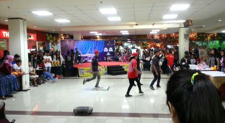 MonstersUniversity tweet media