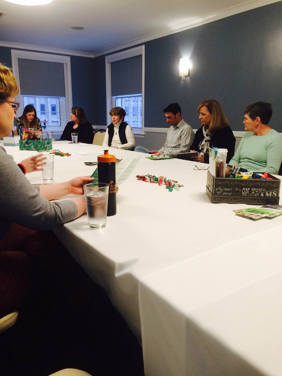 RobynNanceKXLY's tweet photo. Room full of people who care about foster kids, foster parents and social workers.  Excited about #EmbraceWashington http://t.co/5jo9wbBPJK