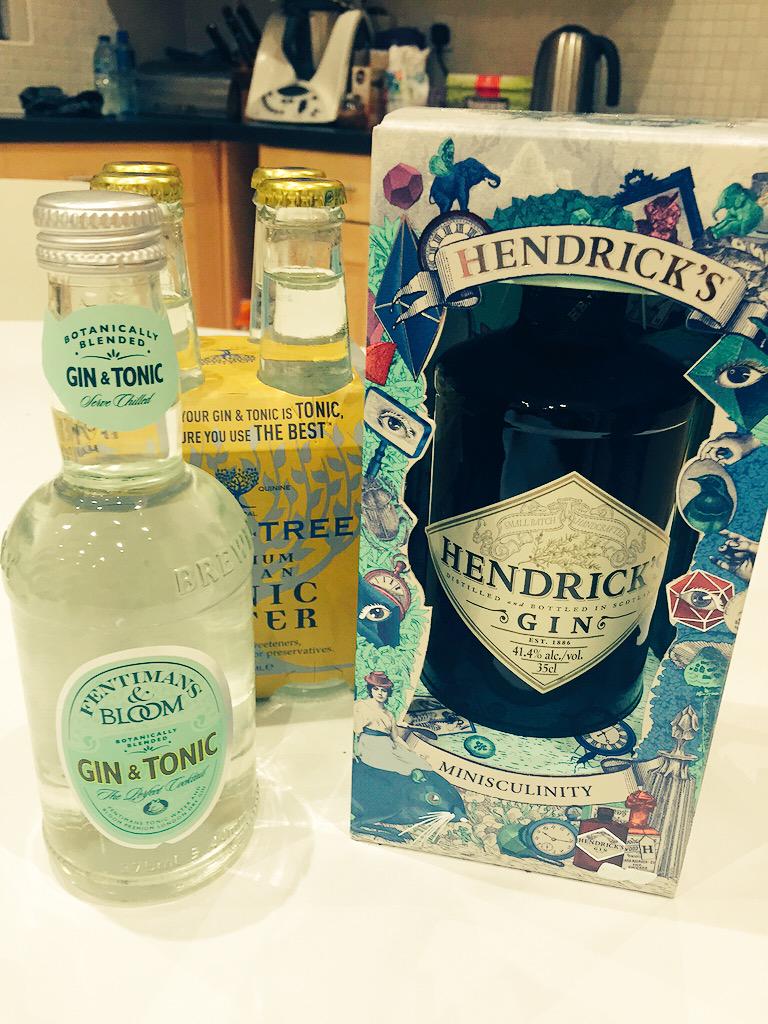 Bubalum's tweet image. Apunta para la tienda @natxogarcia @HendricksGin #MiniGin #35clbottle #Iloveit