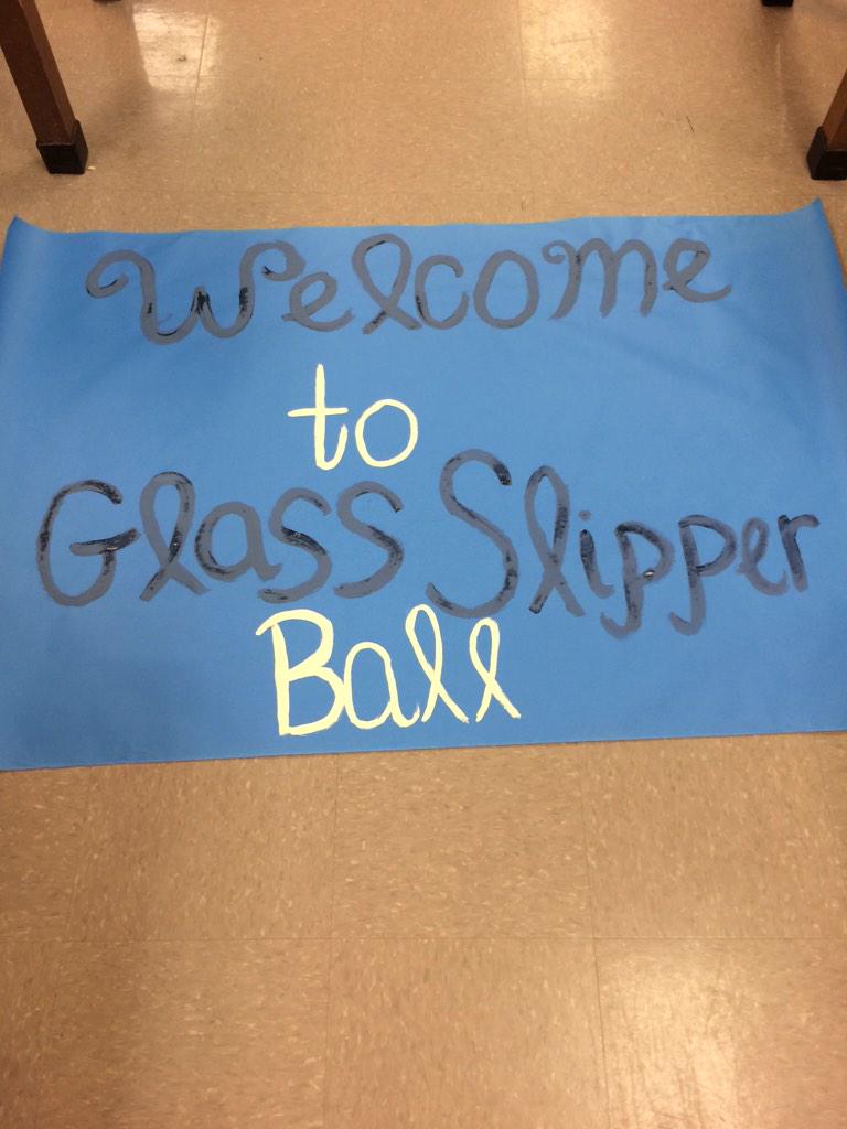 abigailbennett_'s tweet photo. @GSB2015 is only a few hours away🎉 http://t.co/OMKbzvvSqd