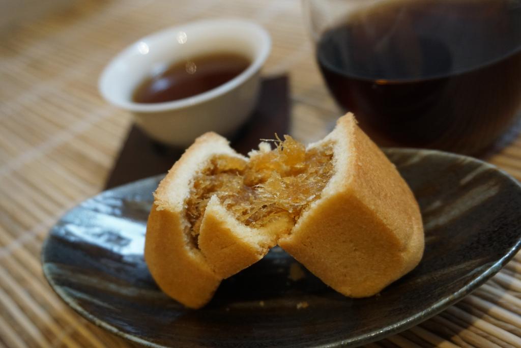 tshopny's tweet image. How about just add this delicious pineapple cake to any tea of your choice?! ;-)
#tea #sweet #cake #Taiwanese #nyc