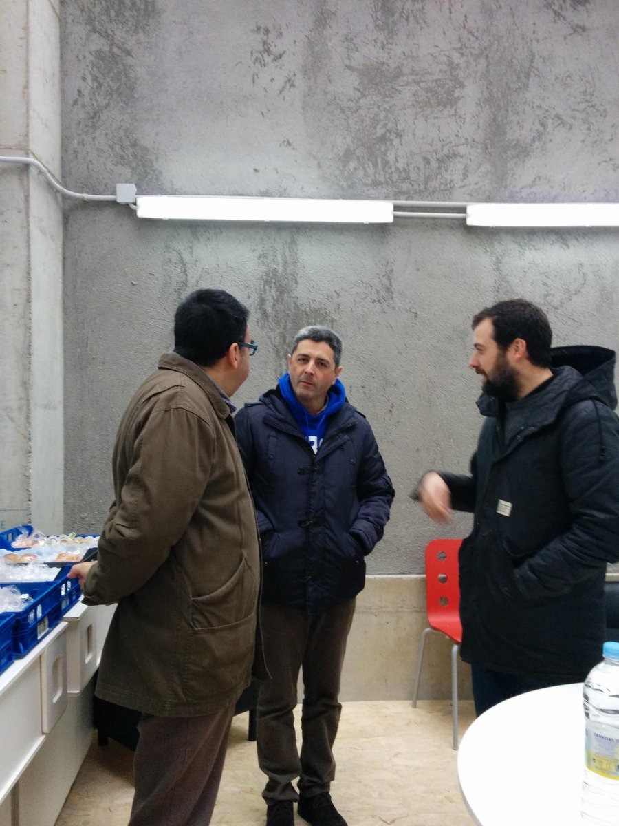 BasqueFabLab's tweet photo. Gracias por venir. Esperamos que la comunidad siga creciendo cada vez más! Thank you. @3dhubs en #SIP #Impresion3D http://t.co/JaYn1ohFpx