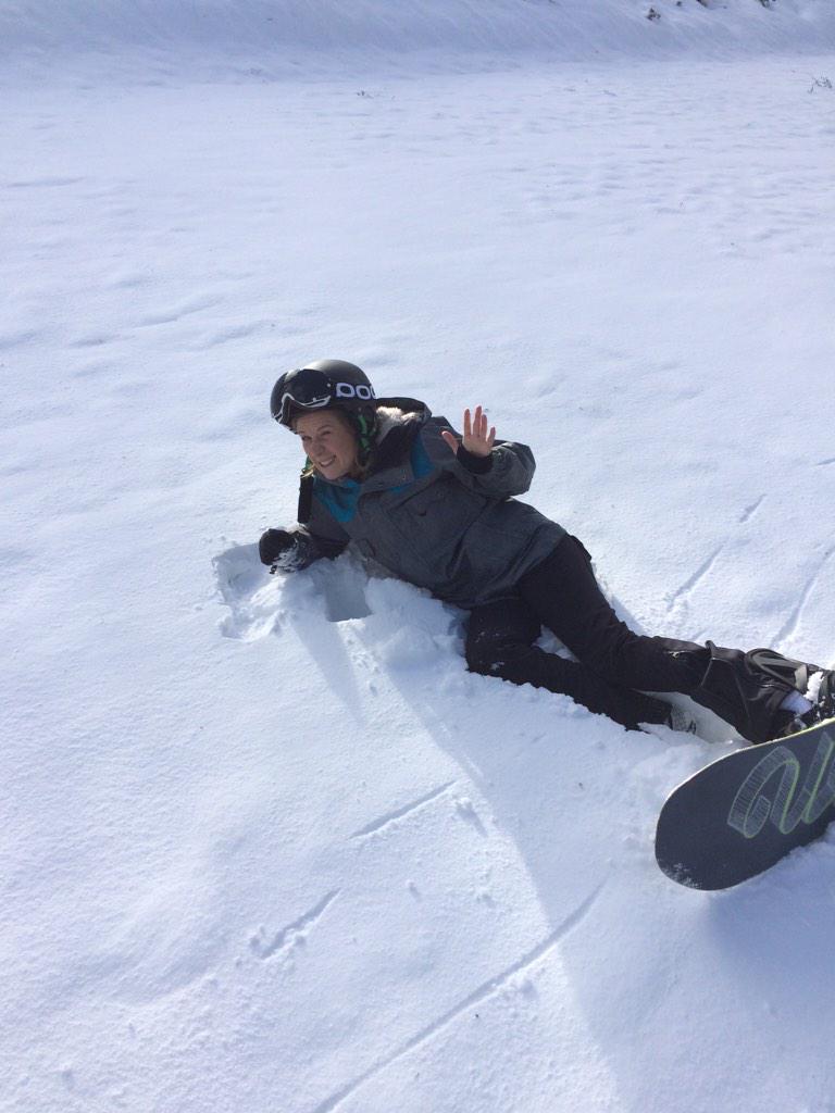 DidacticTactic's tweet photo. #SkiYC Tara Perillo hits the slopes (and the deck) early at Northstar after 10" of new snow! http://t.co/ArohV33x9T