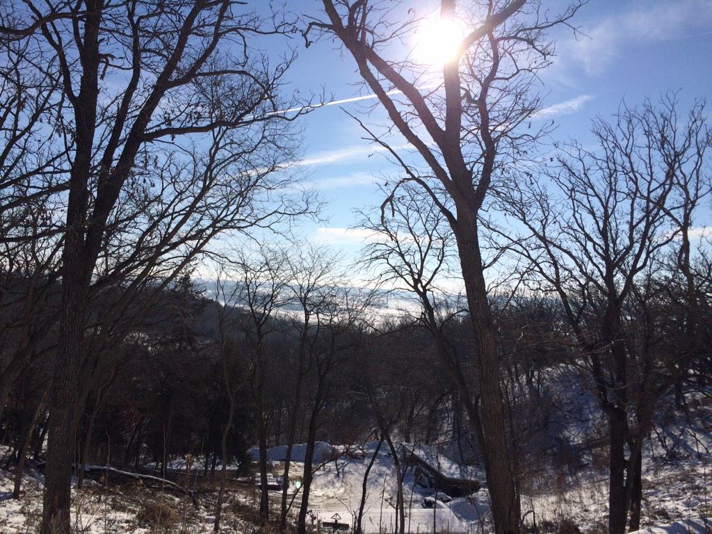 natewiegand73's tweet photo. Soaking in the last of the snow #ccskiing #hitchcocknaturecenter http://t.co/BnKd9vq5Tj
