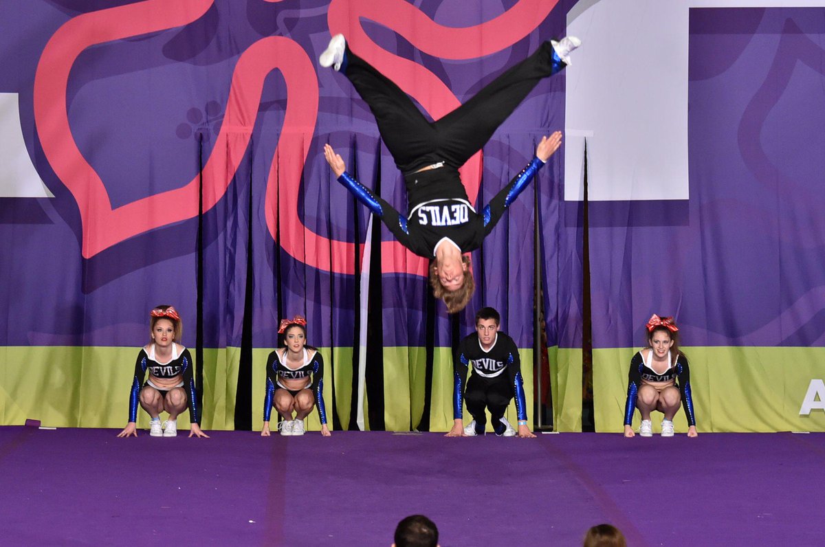 rtproductions's tweet photo. @DDC_Allstars turning things upside down today! @ALOHAcheer #ALOHAPhoenix @CheerHQ http://t.co/eJrkfbIuXa
