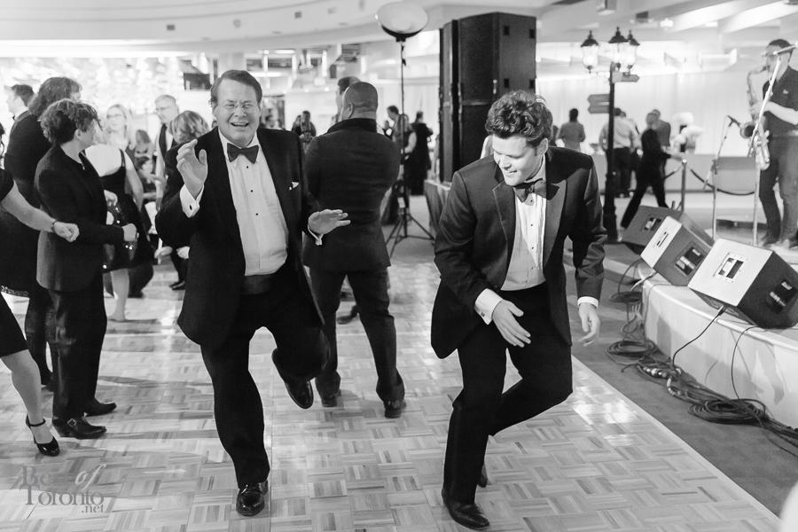 BestOfTorontoTV's tweet photo. In Photos: The Book Lover's Ball 2015 http://t.co/4i4pRFt8bk #BLB2015 http://t.co/aT3Z5GMJWM