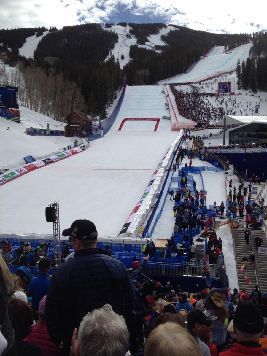 iTalkVailMom's tweet photo. Getting close men's downhill #Vail2015 http://t.co/NTjoQ0U1JA