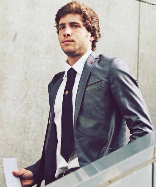       Happy Birthday Sergi Roberto             