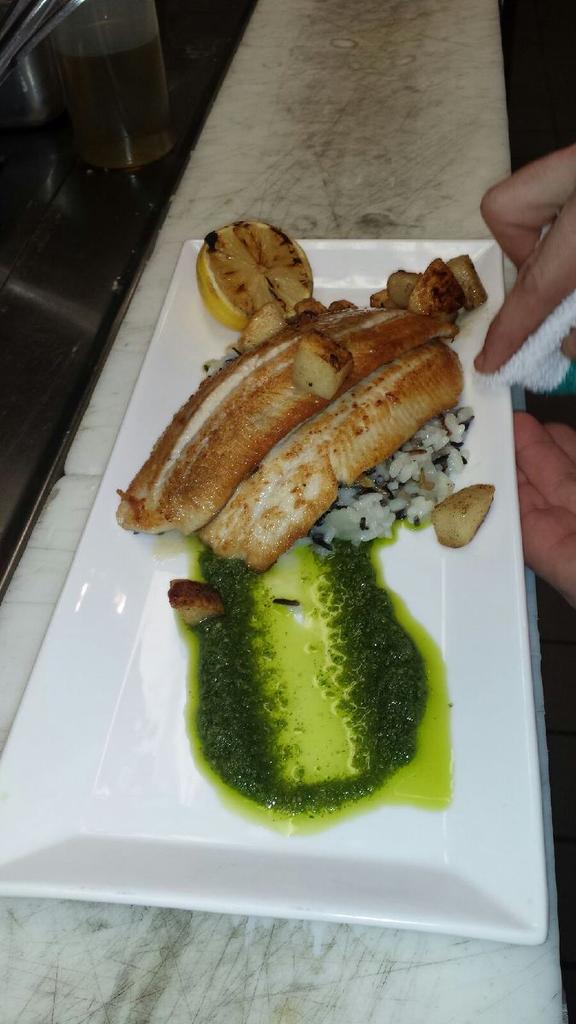 grillpapi's tweet image. Some shots from the line last night.  #AChefsLife #letsgetit #LineDog #foodporn #Foodiechats