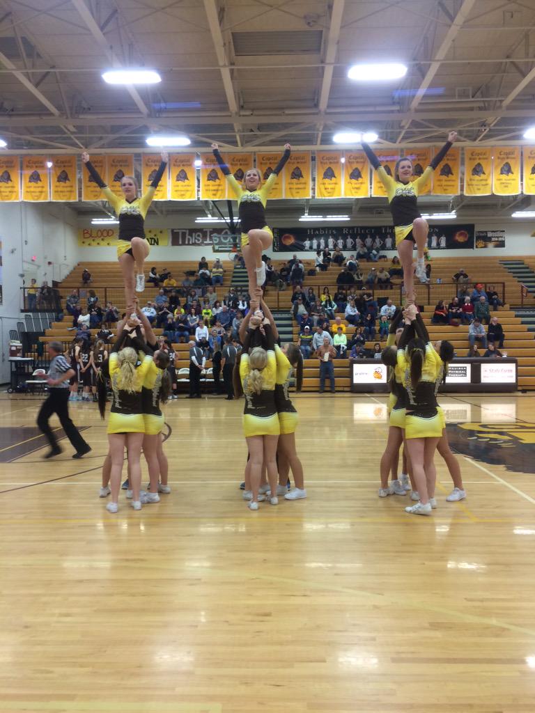 Capitalstudents's tweet photo. Way to win the day Bru crew! Let's prepare well for next week! 🐻💯 #WinTheDay #GoBru #BALLOUT http://t.co/rYY1aK8ZV4