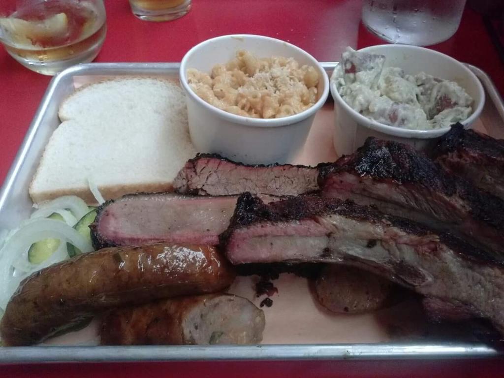 GangesRiverBand's tweet photo. AP is loving it at Jack's! @JackTimmons http://t.co/5dH14fQZqW