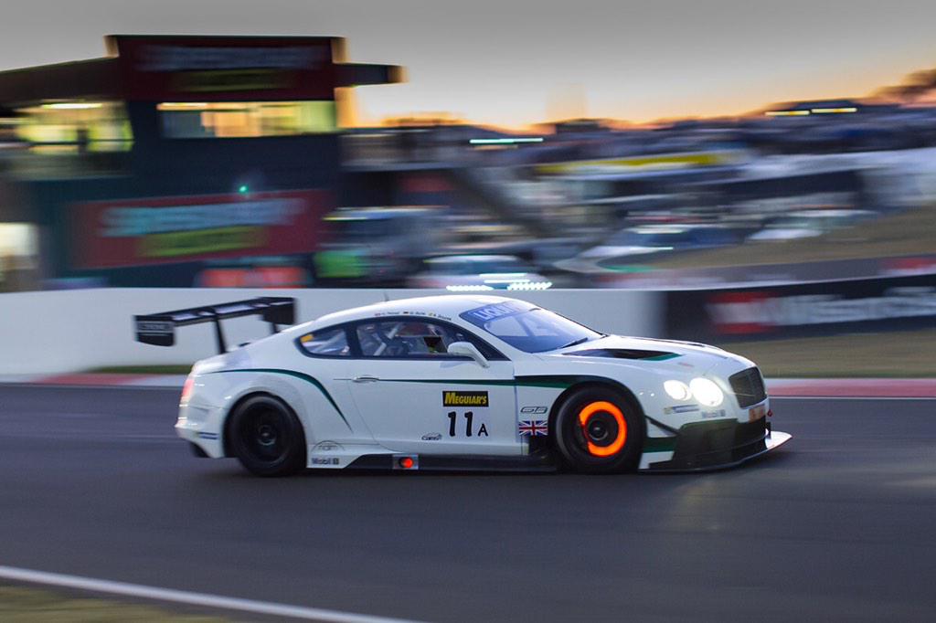 BentleyComms's tweet photo. While we wait for the green flag, here's an epic photo of @MaxiBuhk from earlier in the race #B12hr #Bentley http://t.co/7fkVCF0iBh
