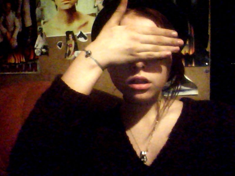 CuteBitchhhh's tweet photo. не хочу всё это видеть. http://t.co/S15ffnjkGf