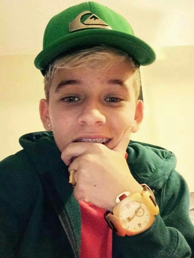 mc_peedrinho's tweet photo. 😏😏😋😘😍👉👈📀 http://t.co/mUj11E6DAd