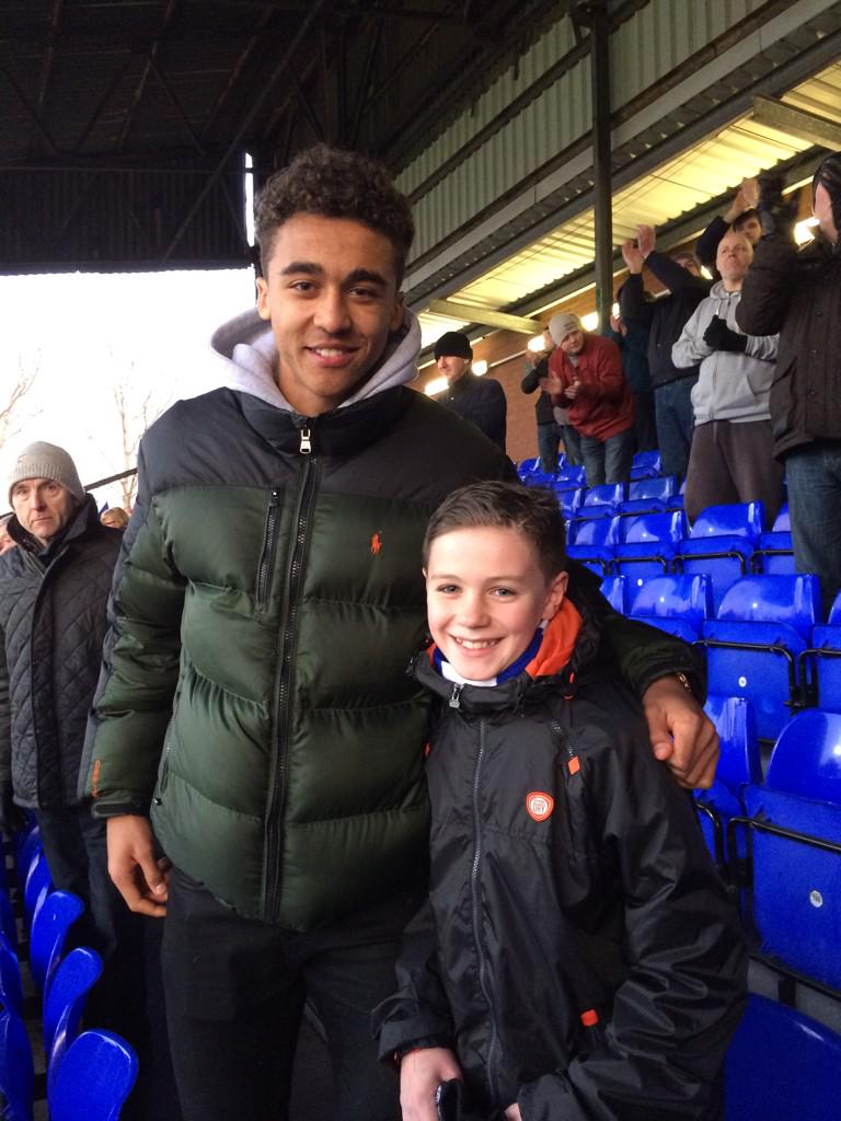RySmith900's tweet photo. Thanks to @SUFC_tweets wonder kid @CalvertLewin8 for the pic with Mat today @stalycelticfc. #2FutureStars! http://t.co/jMxGQ06i8w