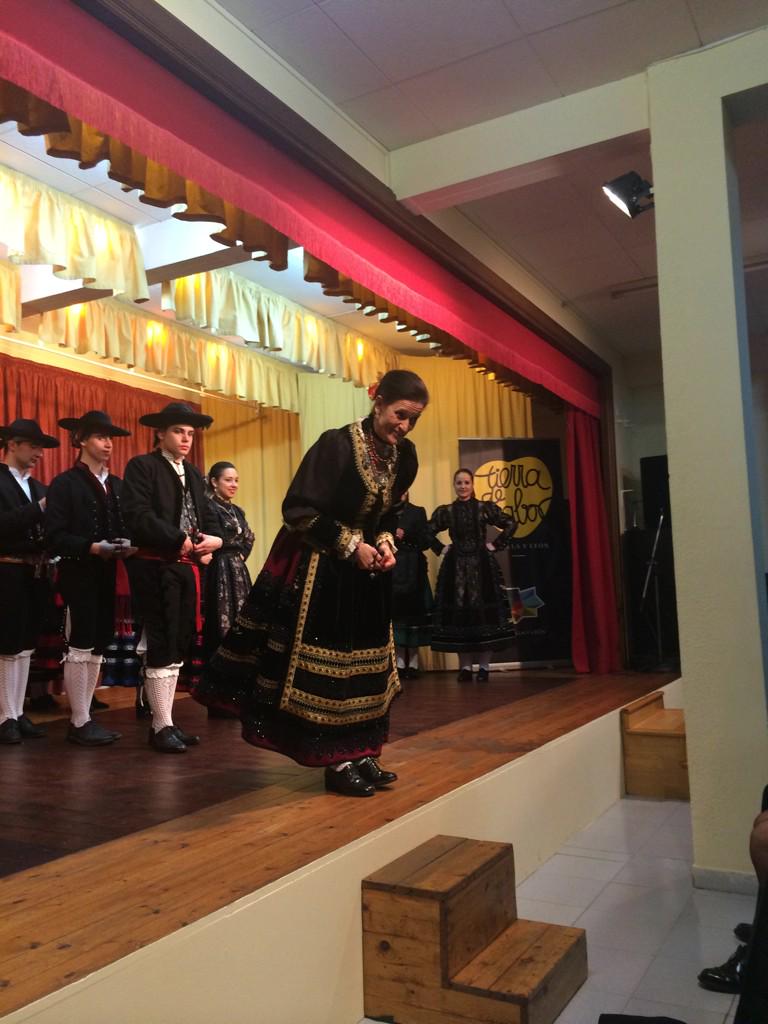 imoraleda's tweet photo. Danzas Castilla y León ! La cultura nos une!#StaAgueda @L_Bermejo @jaumecollboni @enricfv @RafaelFerIngMec @jvangulo http://t.co/ORda6AGga1