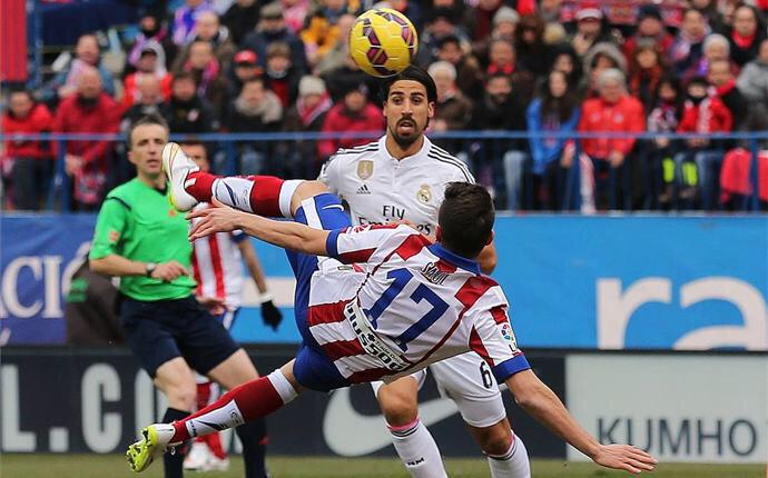 saulniguez's tweet photo. Gran victoria del equipo!! Todos juntos somos fuertes!! 🔴⚪️🔴🏧 @Atleti http://t.co/lGDvOseNp7