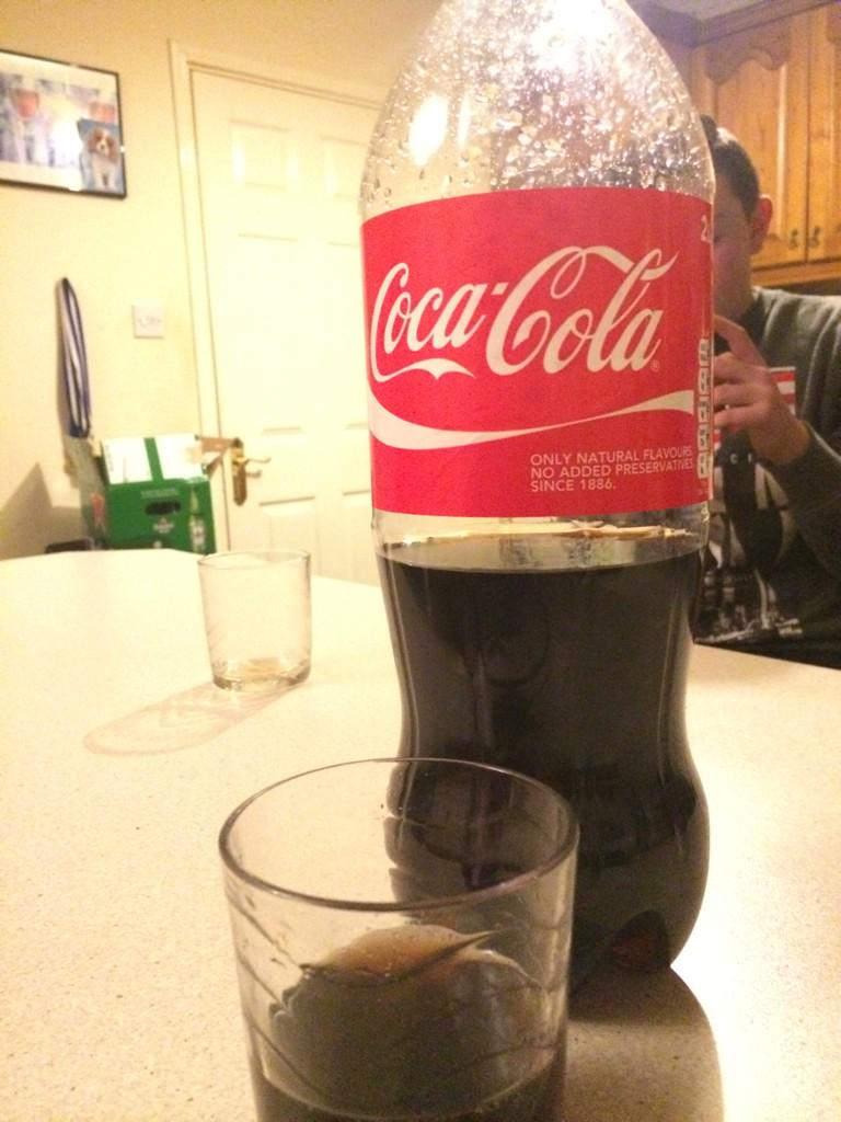 DJKraz_official's tweet photo. @CocaCola how much of these will I drink for you to follow me 🙌 http://t.co/S2tTJCnuxZ