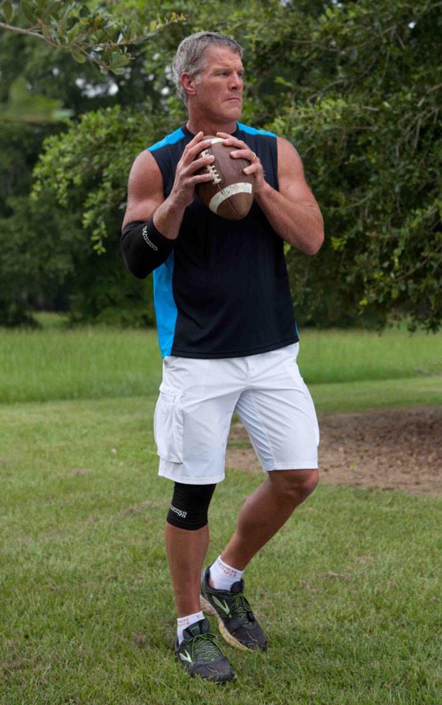 NewEra_Trends's tweet image. Something that every athlete must have to support their knees during intense competition 🏈

bit.ly/1yUmRMj