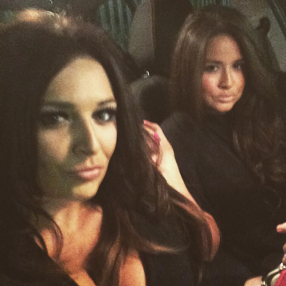 Chanelnott's tweet photo. Out with the girl #outout http://t.co/LjCVT6RE50