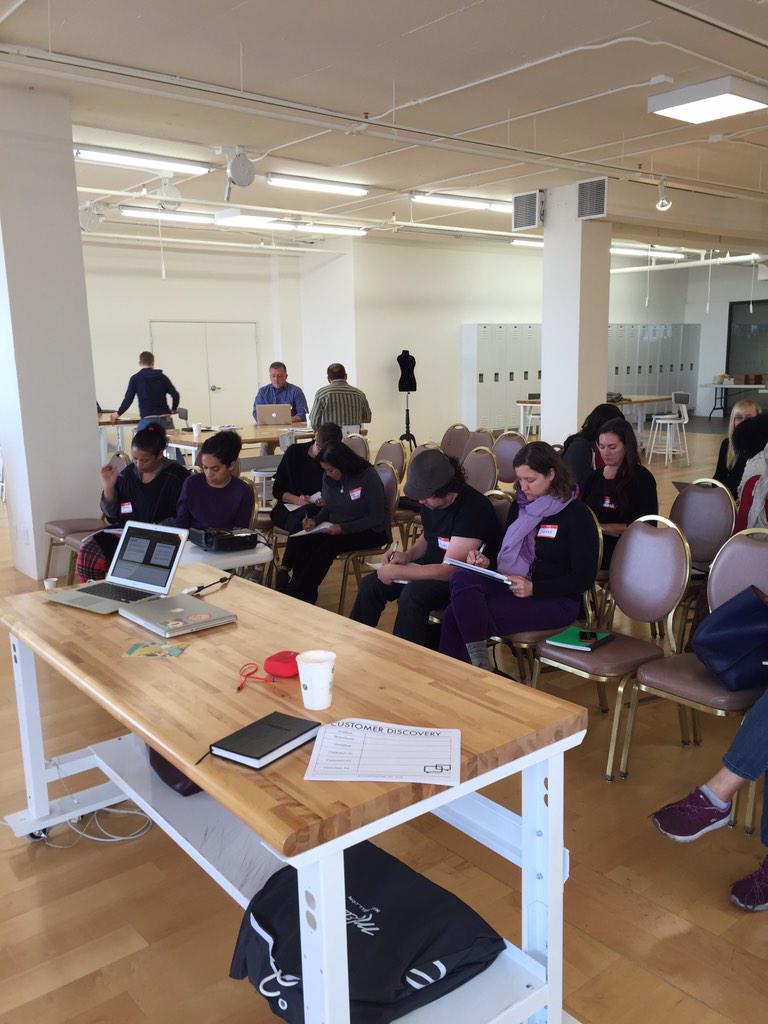 tashefraiche's tweet photo. #foodstartupbootcamp students getting ready for the Customer Discovery process @LocalFoodLab @MakerCityLA @NOSTSV http://t.co/mz6vFbtcR7